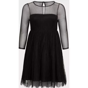 EUC Black Lace Skater Torrid Floral Dress  Size 12 with 3/4 Sleeves